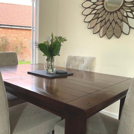 ويليسبرو Ashford Holiday Home Sleeps 6 Free Parking Wifi المظهر الخارجي الصورة